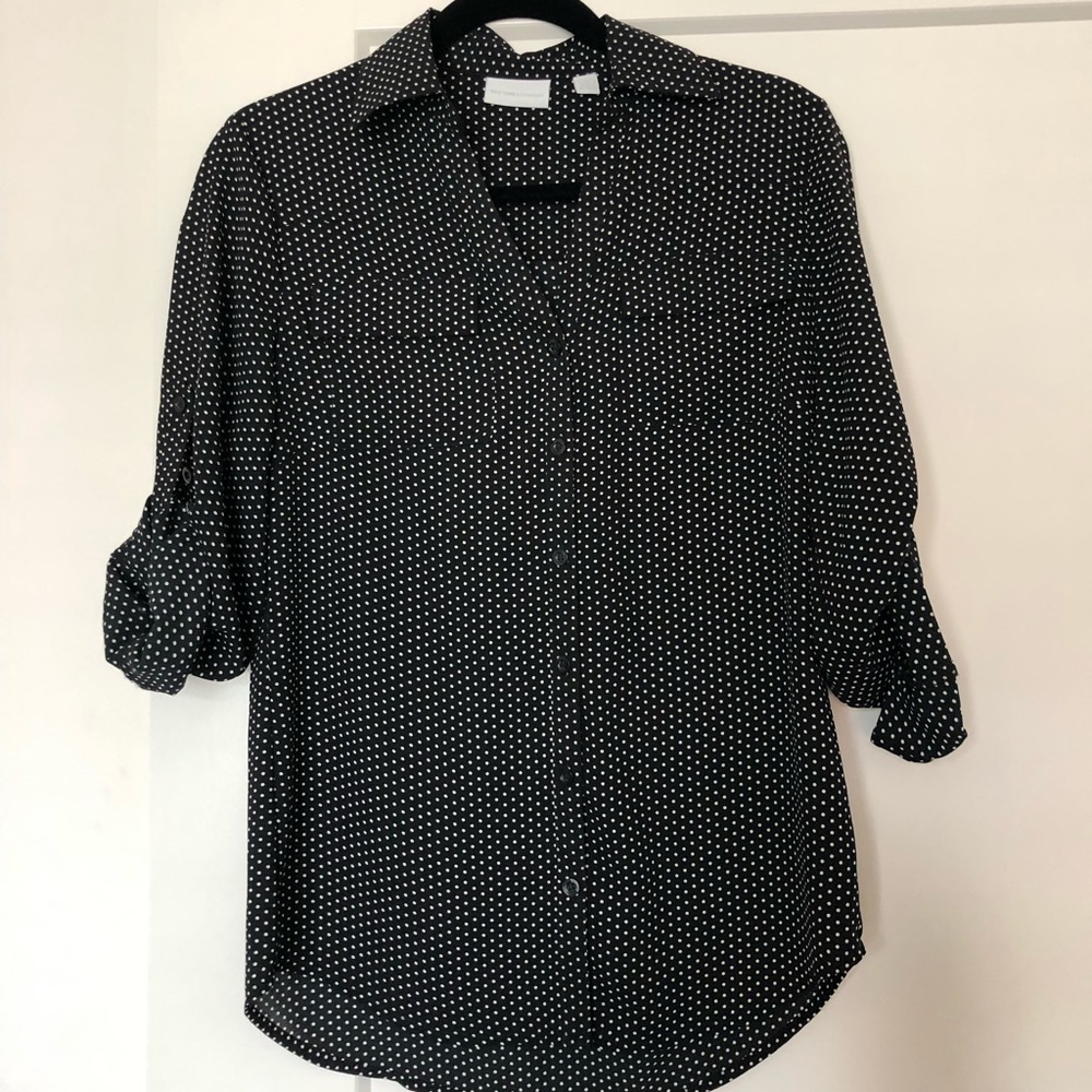 Black and whit wPolka dot button blouse